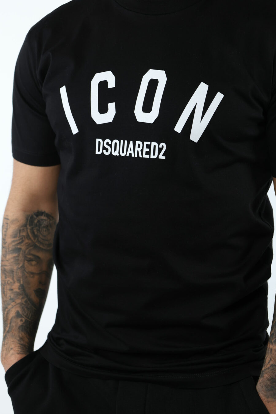 T-shirt preta com o logótipo "icon" dobrado - 107267