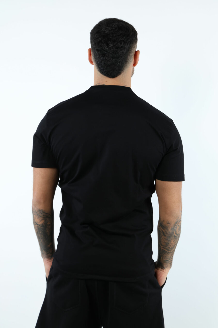 Schwarzes T-Shirt mit gefaltetem "Icon"-Logo - 107268
