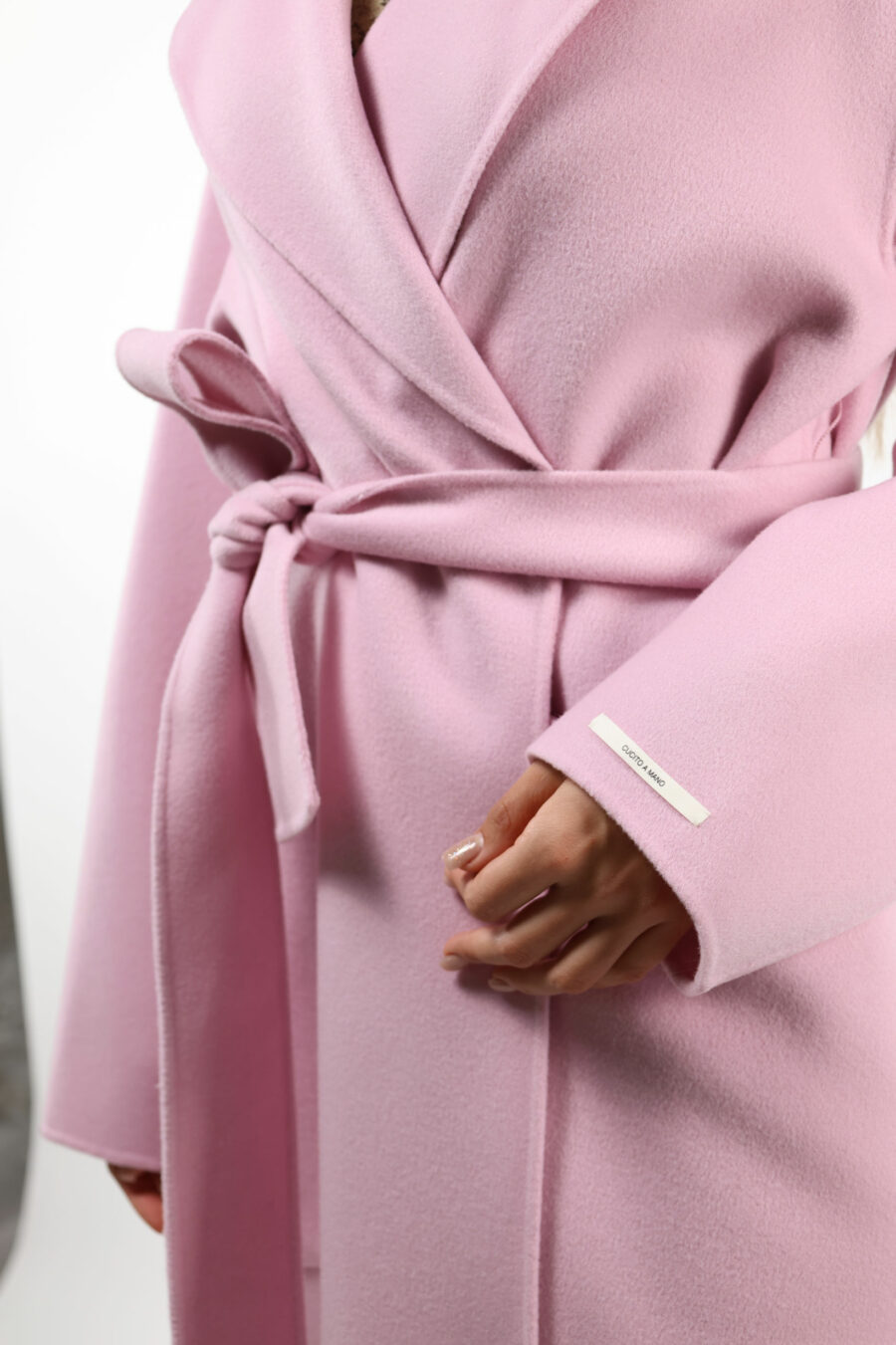 Casaco comprido de lã cor-de-rosa com bolsos - 109290