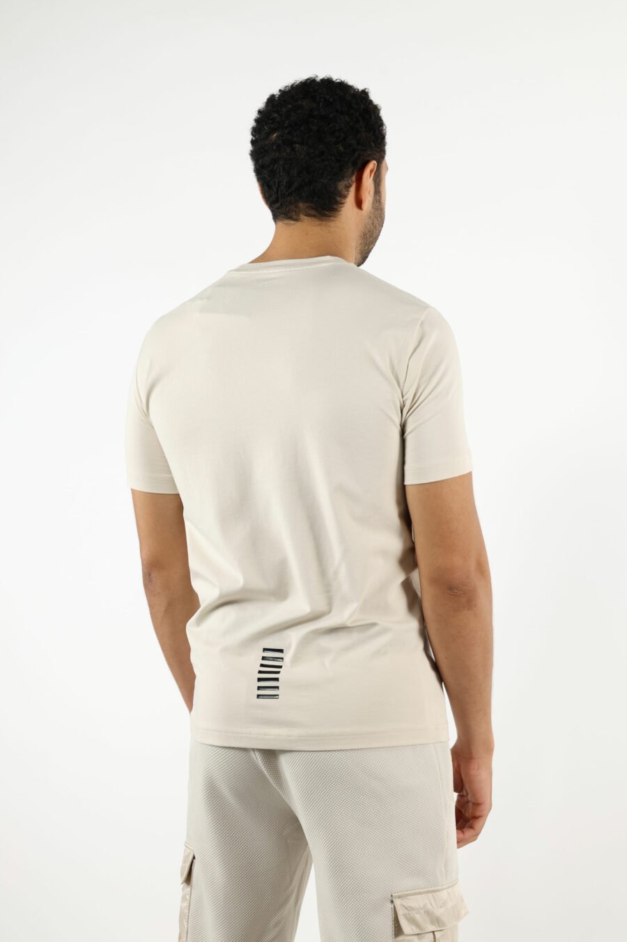 Beigefarbenes T-Shirt mit gummiertem "lux identity" Minilogo - 110923