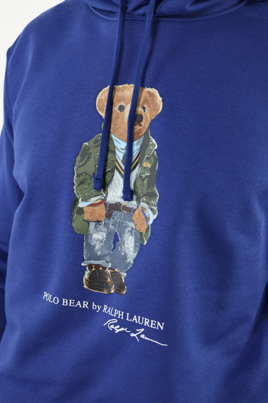 Dunkelblaues Kapuzensweatshirt mit Maxilogue "Polobär" - 111248