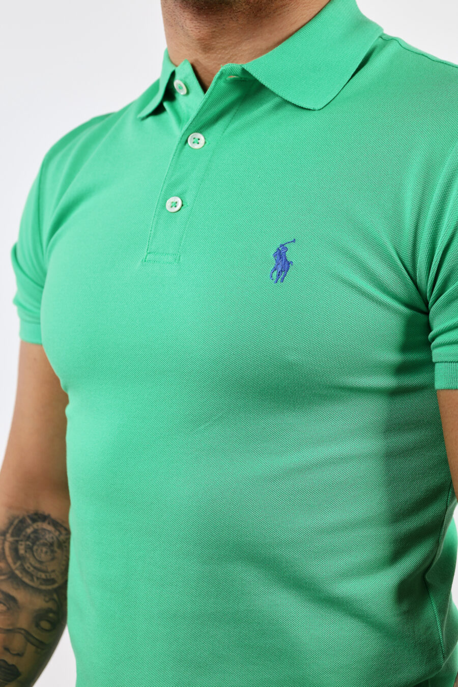 T-shirt verde e azul com mini-logotipo "polo" - BLS Fashion 174