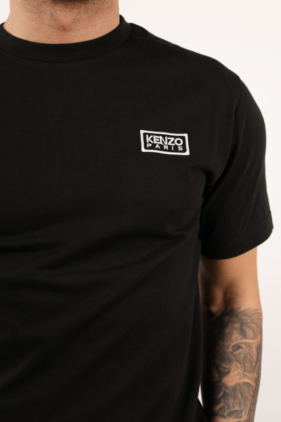 Camiseta negra con minilogo "KP classic" - 108991