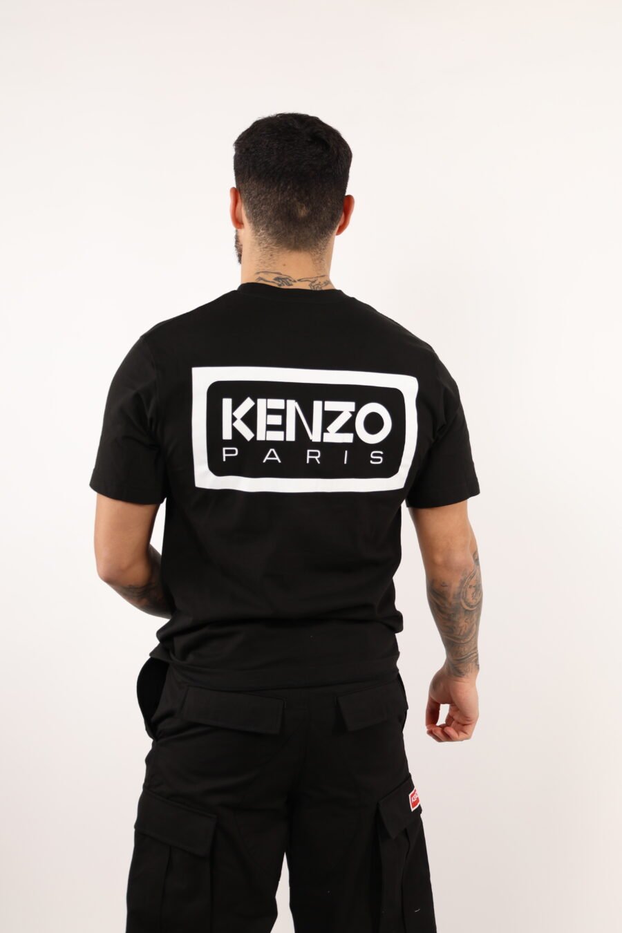Camiseta negra con minilogo "KP classic" - 108992