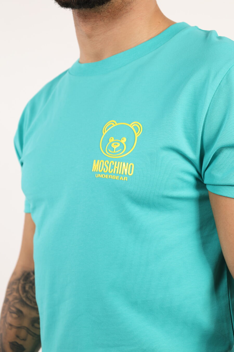 Camiseta verde menta con minilogo oso "underbear" en goma amarillo - 109232