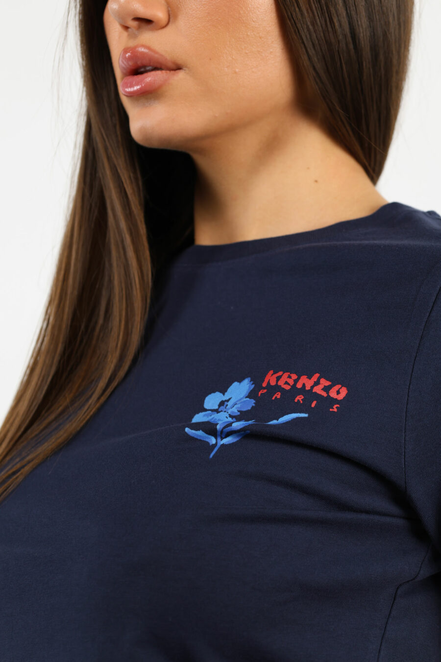 Camiseta azul oscuro con minilogo "drawn flower" - 109568