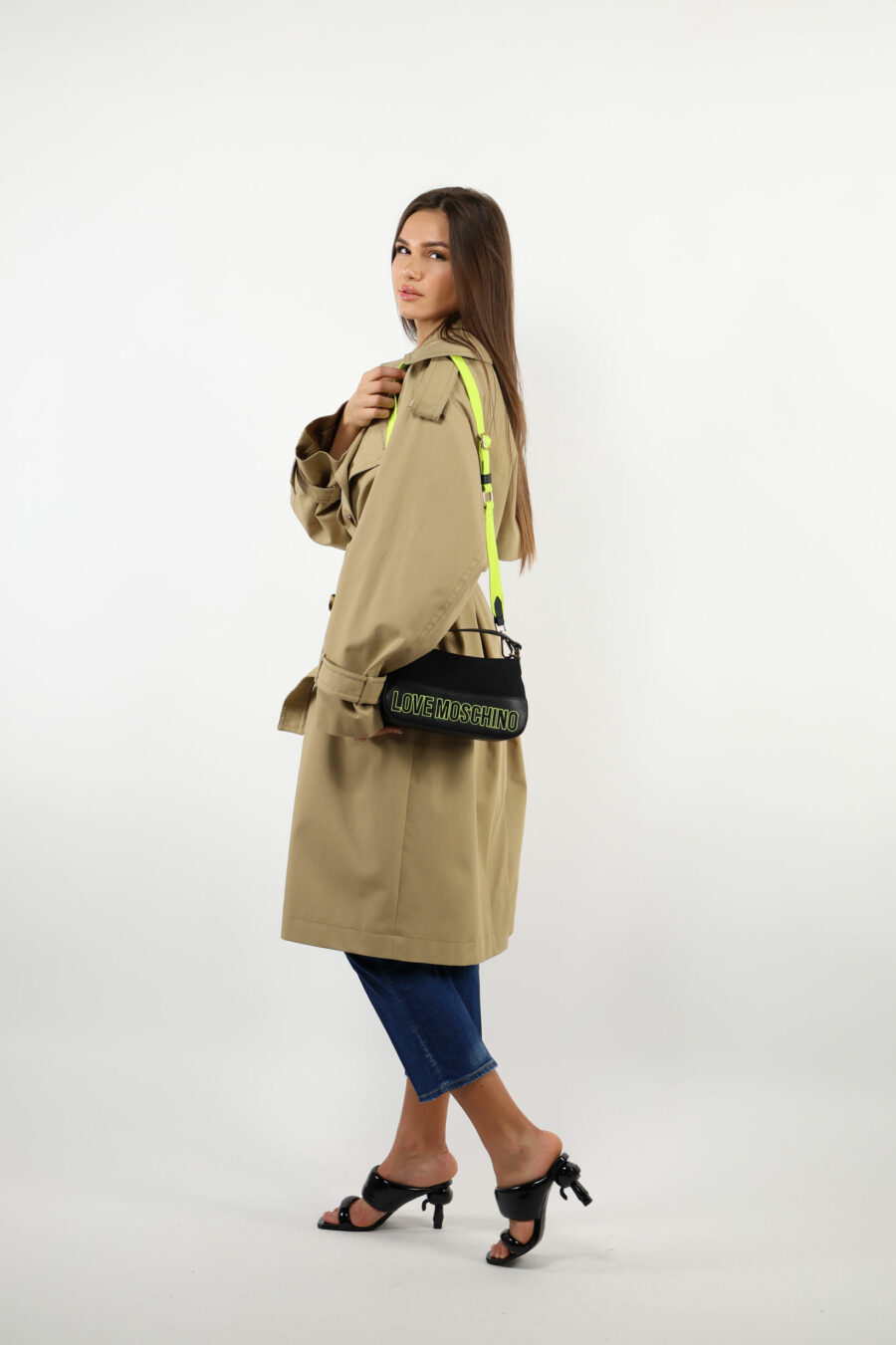 Shoulder bag with lime green maxilogo - 109902