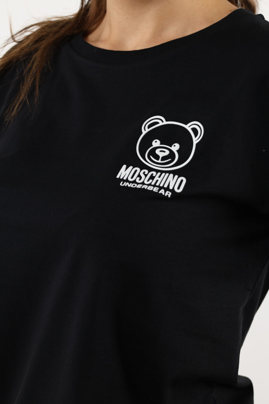 Schwarzes T-Shirt mit weißem Bär-Minilogo - 110528