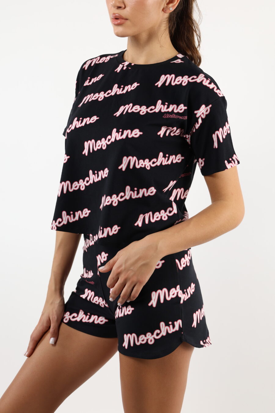 T-shirt preta com "logotipo moschino" fúcsia - 110570