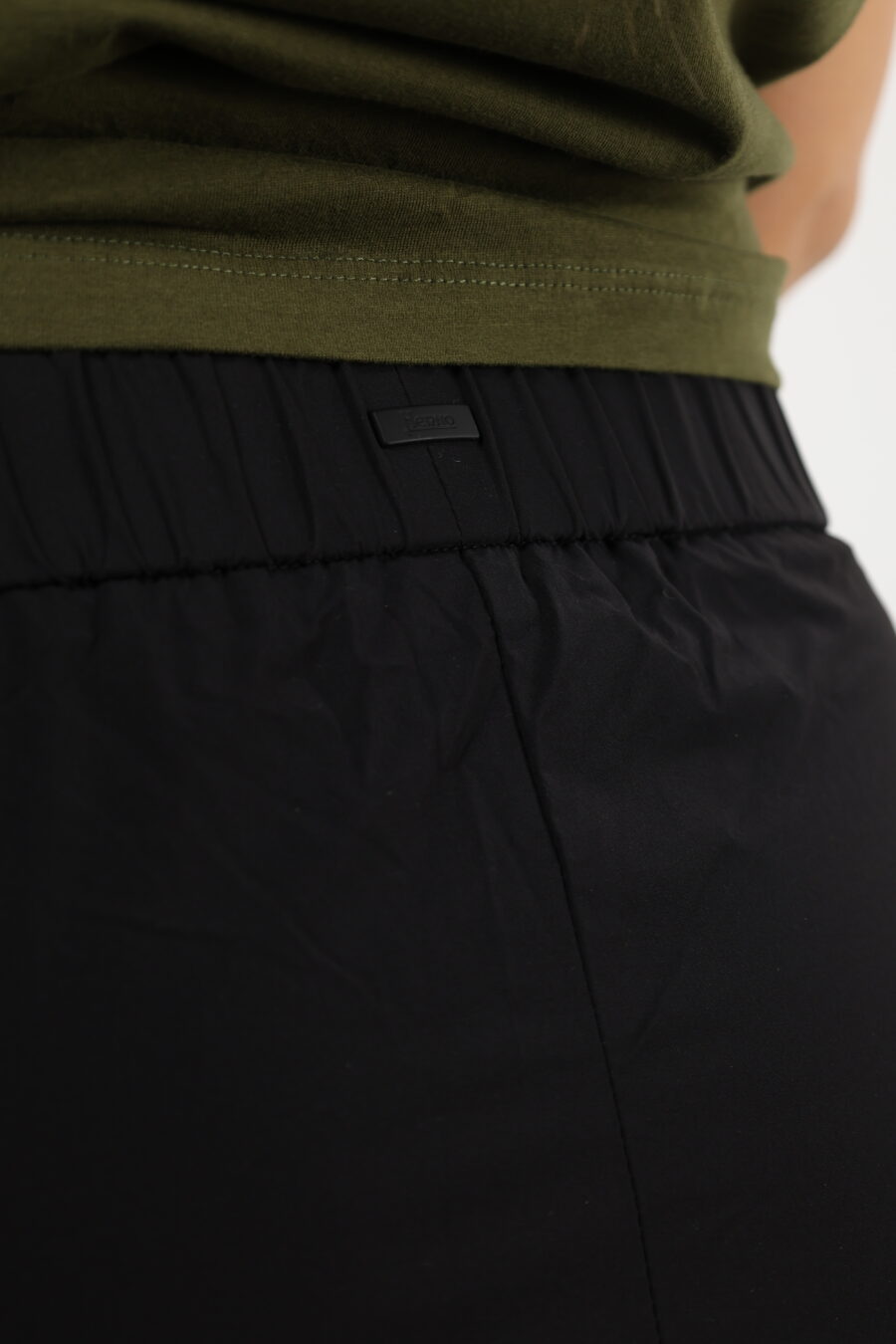 Pantalón negro de tejido - 110635