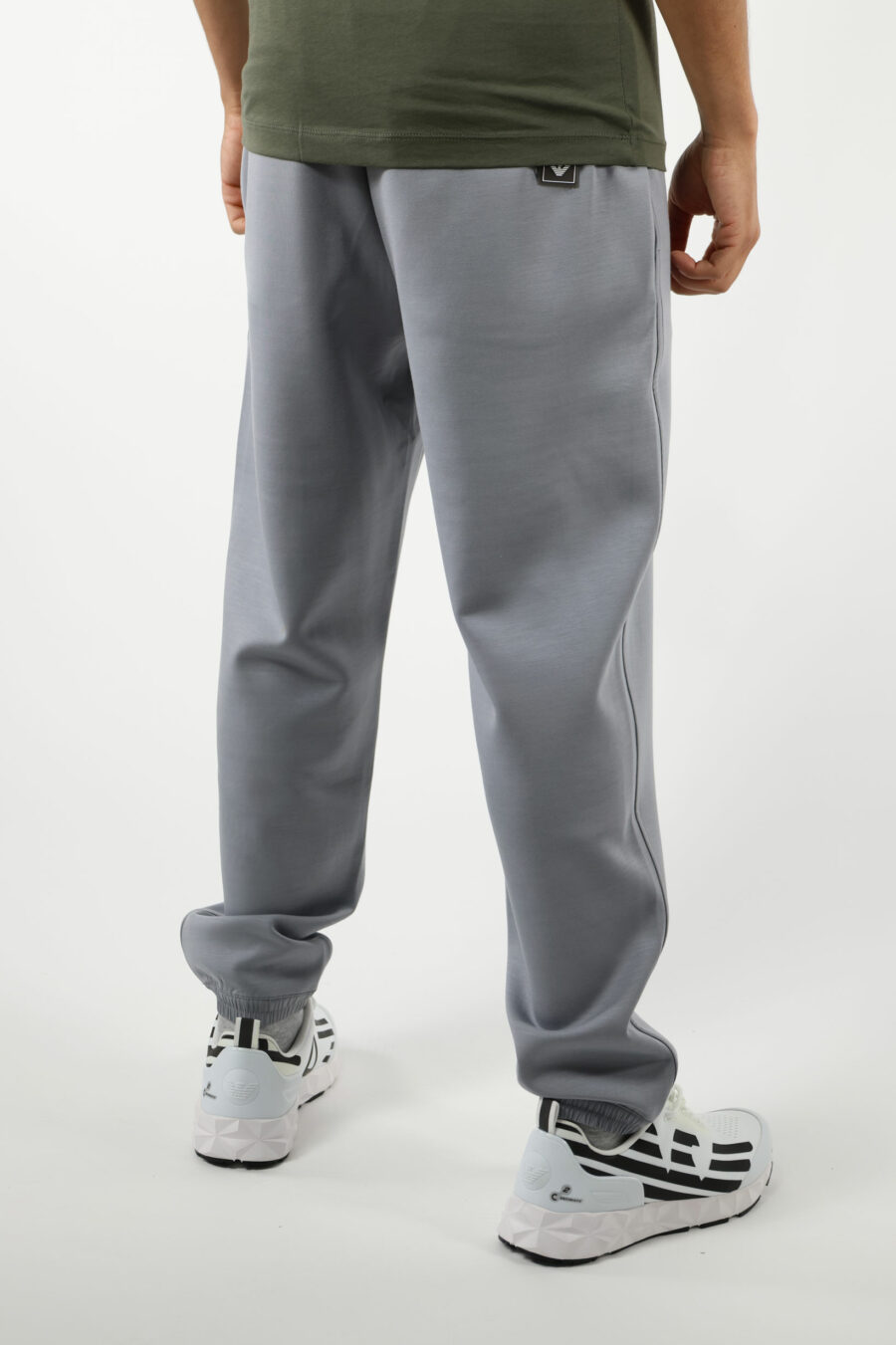 Pantalón de chándal gris con minilogo águila - 110931