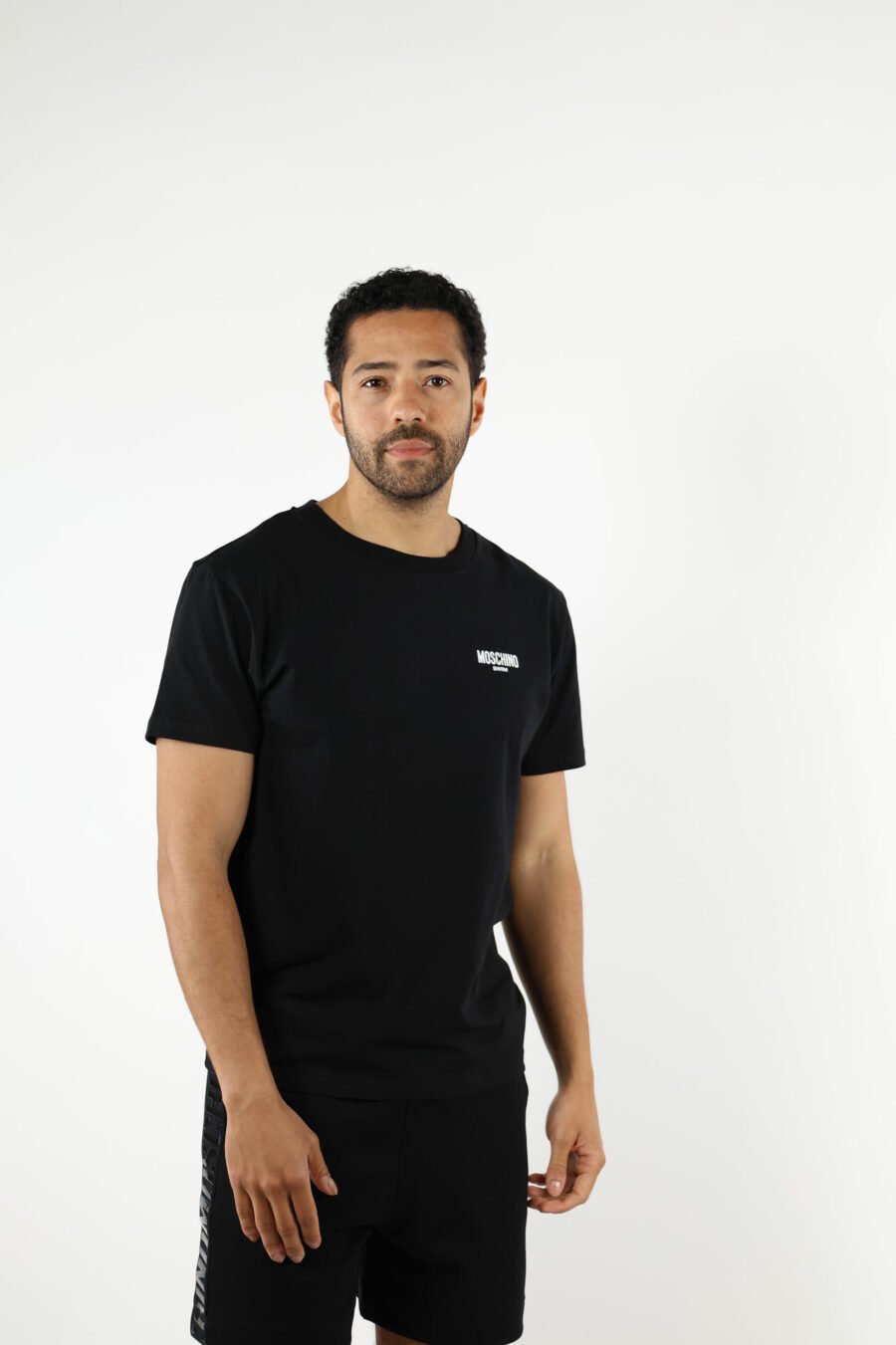 Schwarzes T-Shirt mit Minilogue "swim" - 111054