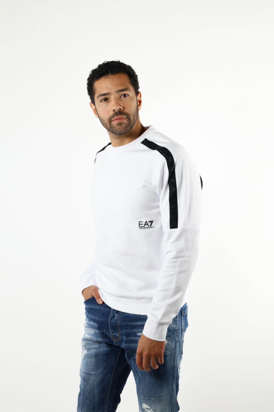 White sweatshirt with monochrome "lux identity" mini-logo on ribbon - 111222