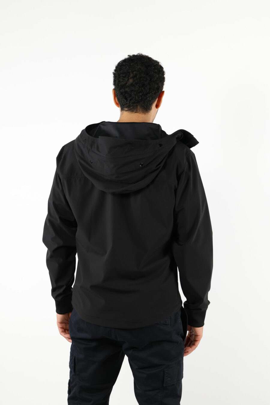 Black jacket with goggle logo and hood - 111426