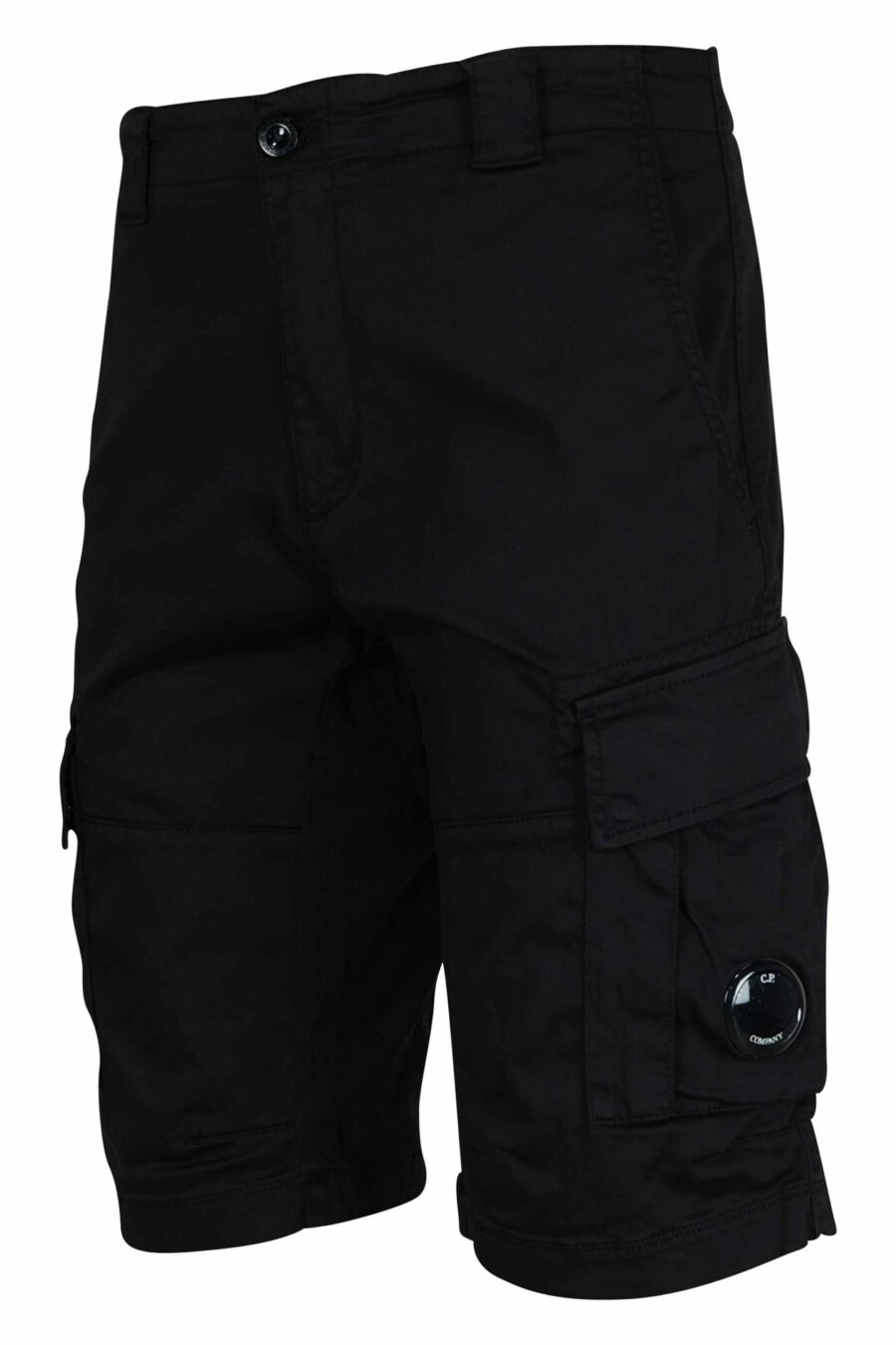 Pantalón corto negro estilo cargo con minilogo lente - 7620943698381 1 scaled