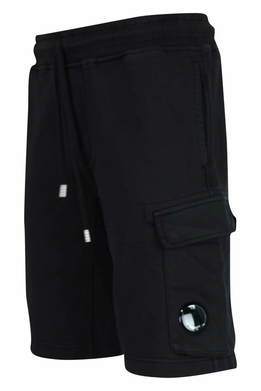 Pantalón de chándal corto negro estilo cargo con logo lente - 7620943730982 1 scaled
