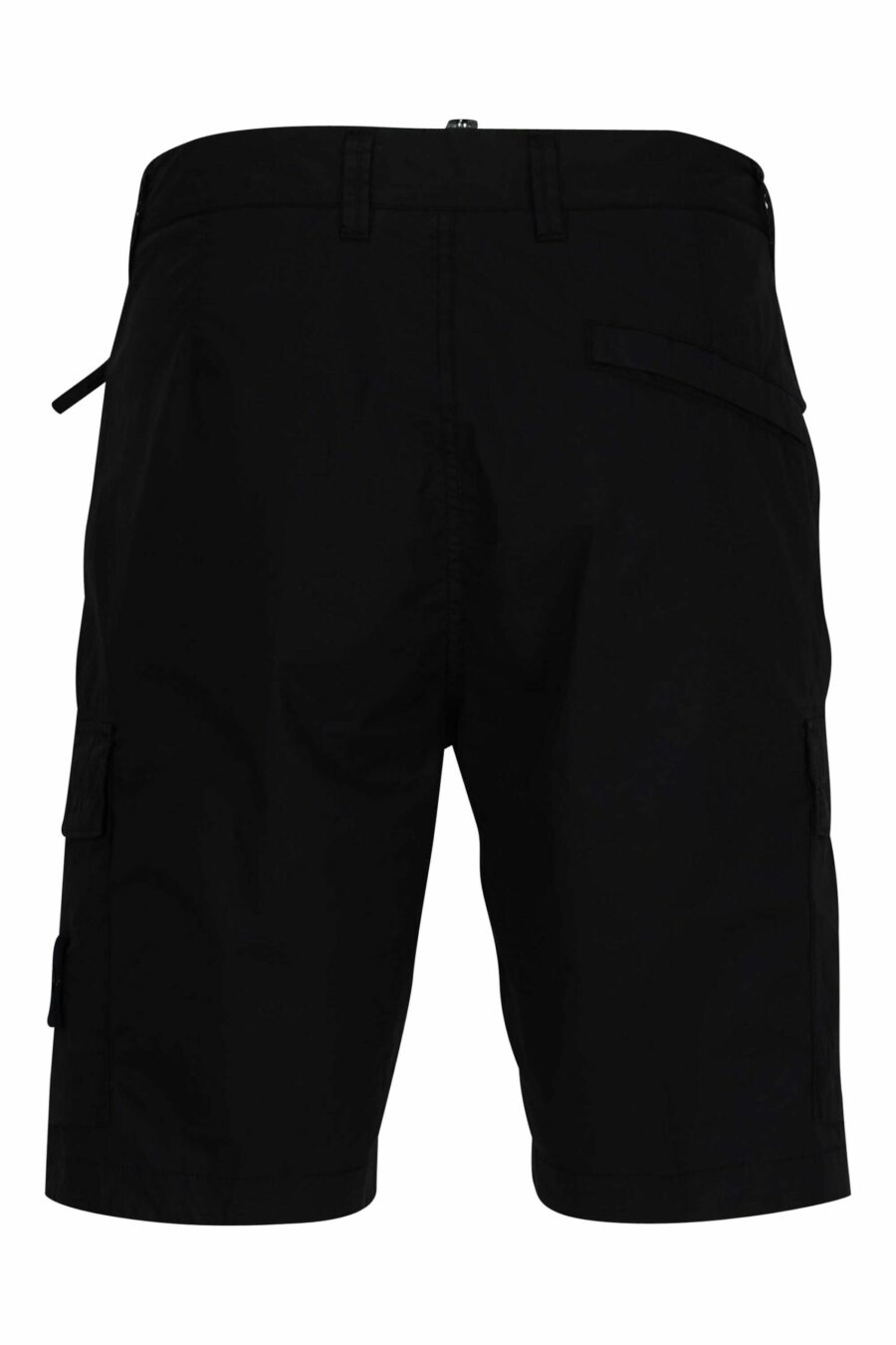 Pantalón corto negro estilo cargo con logo parche brújula - 8052572851193 2 scaled