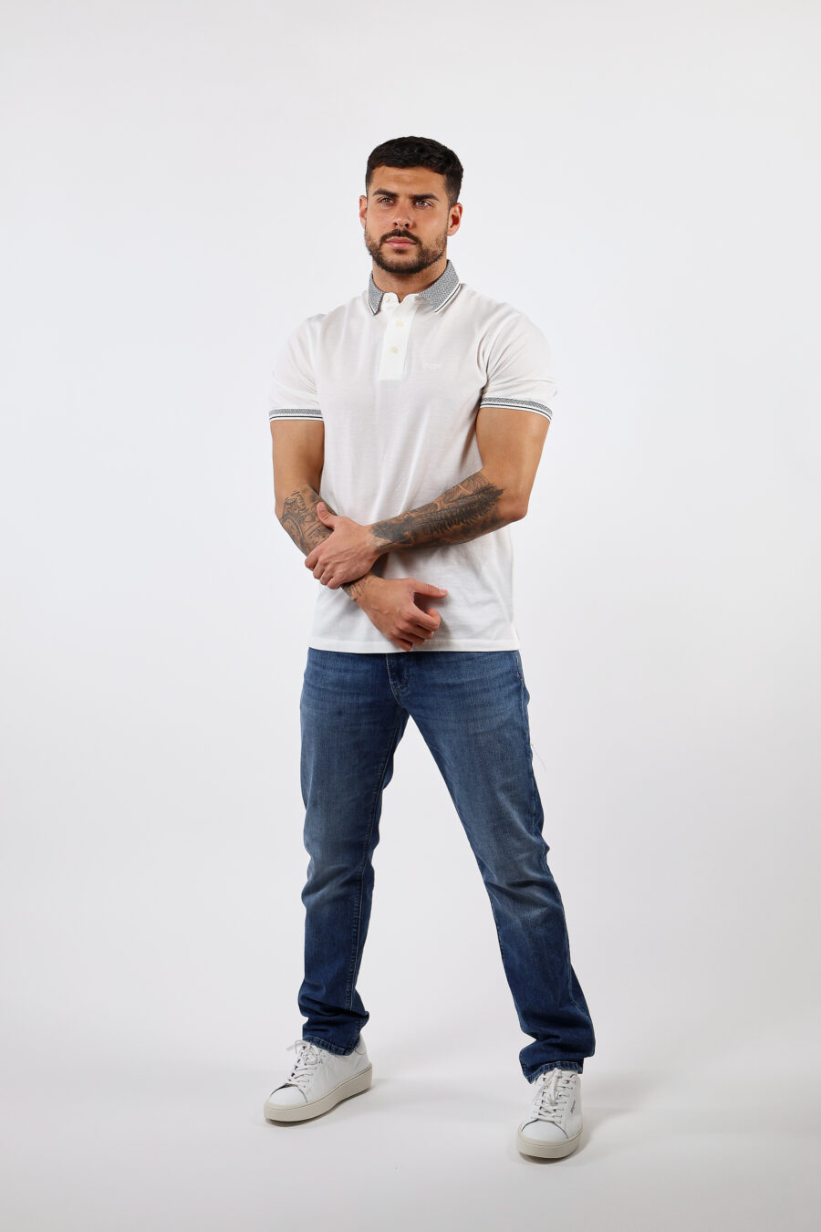 White polo shirt with classic grey collar - BLS Fashion 42