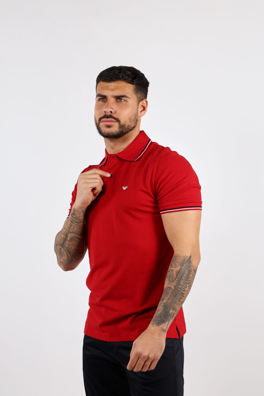 Red knitted polo shirt with striped collar and mini eagle logo - BLS Fashion 63