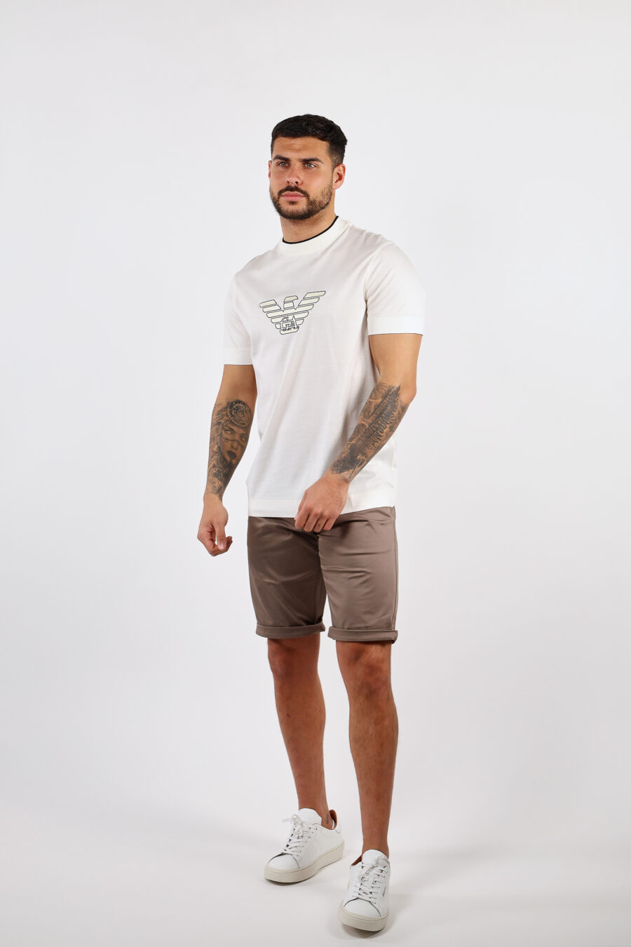 Cream-coloured T-shirt with centred eagle maxilogo - BLS Fashion 76