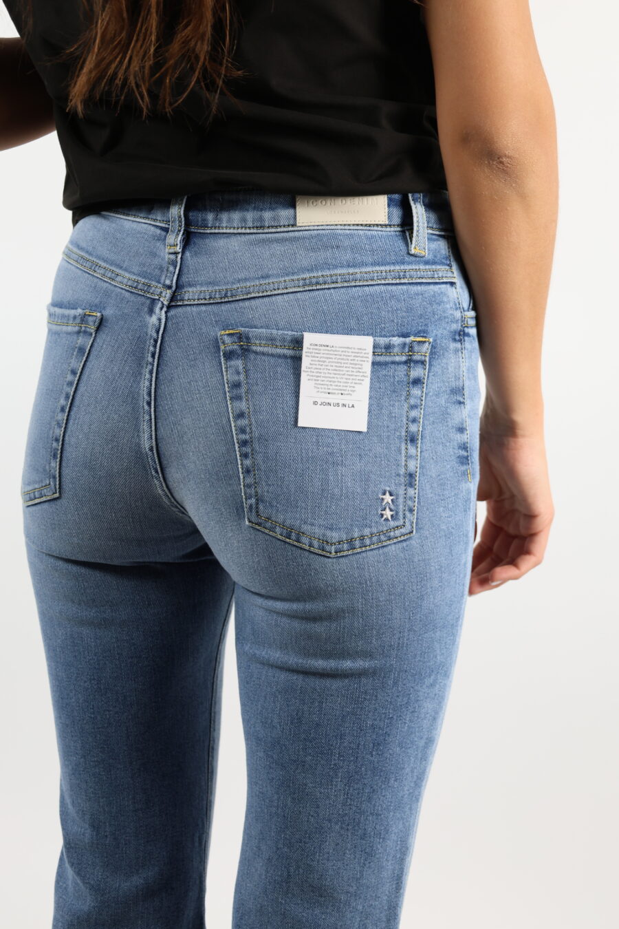 Blau gewaschene "Pam" Jeans mit weitem Stiefel - 110683