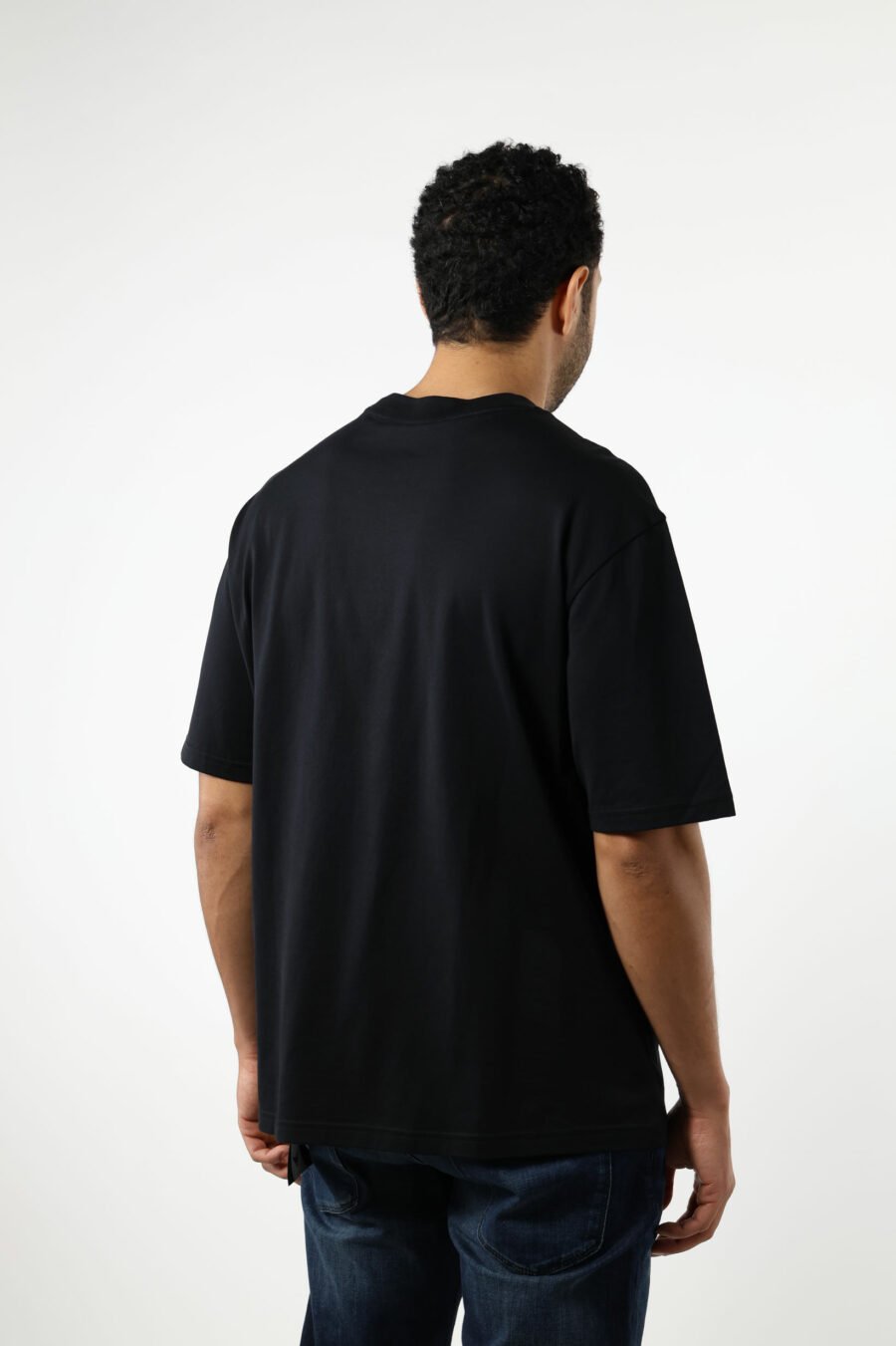 Schwarzes T-Shirt mit Blattdruck und Maxilogo "emporio" - 110819