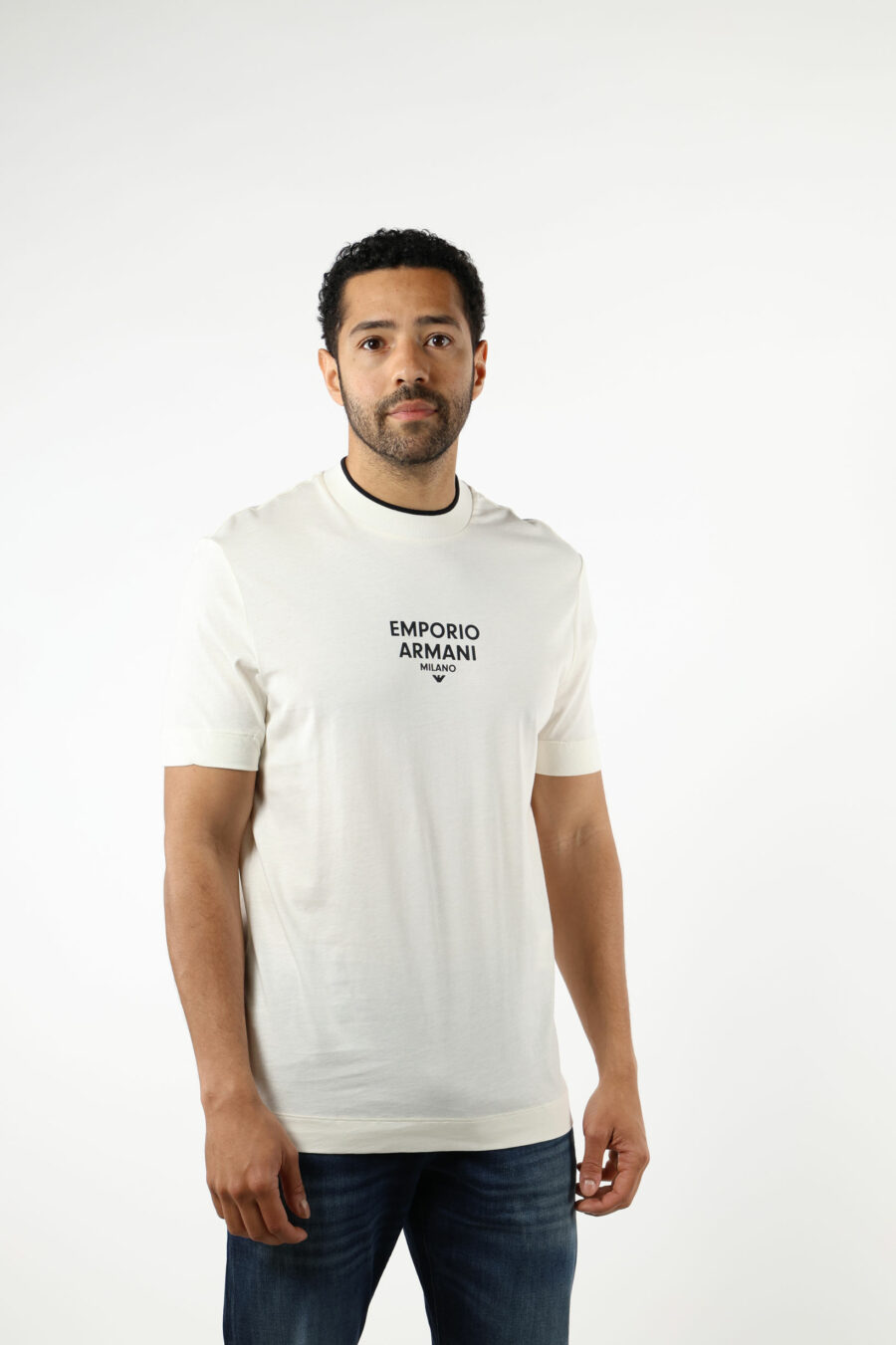 Cream-coloured T-shirt with "emporio" minilogo centred - 110829