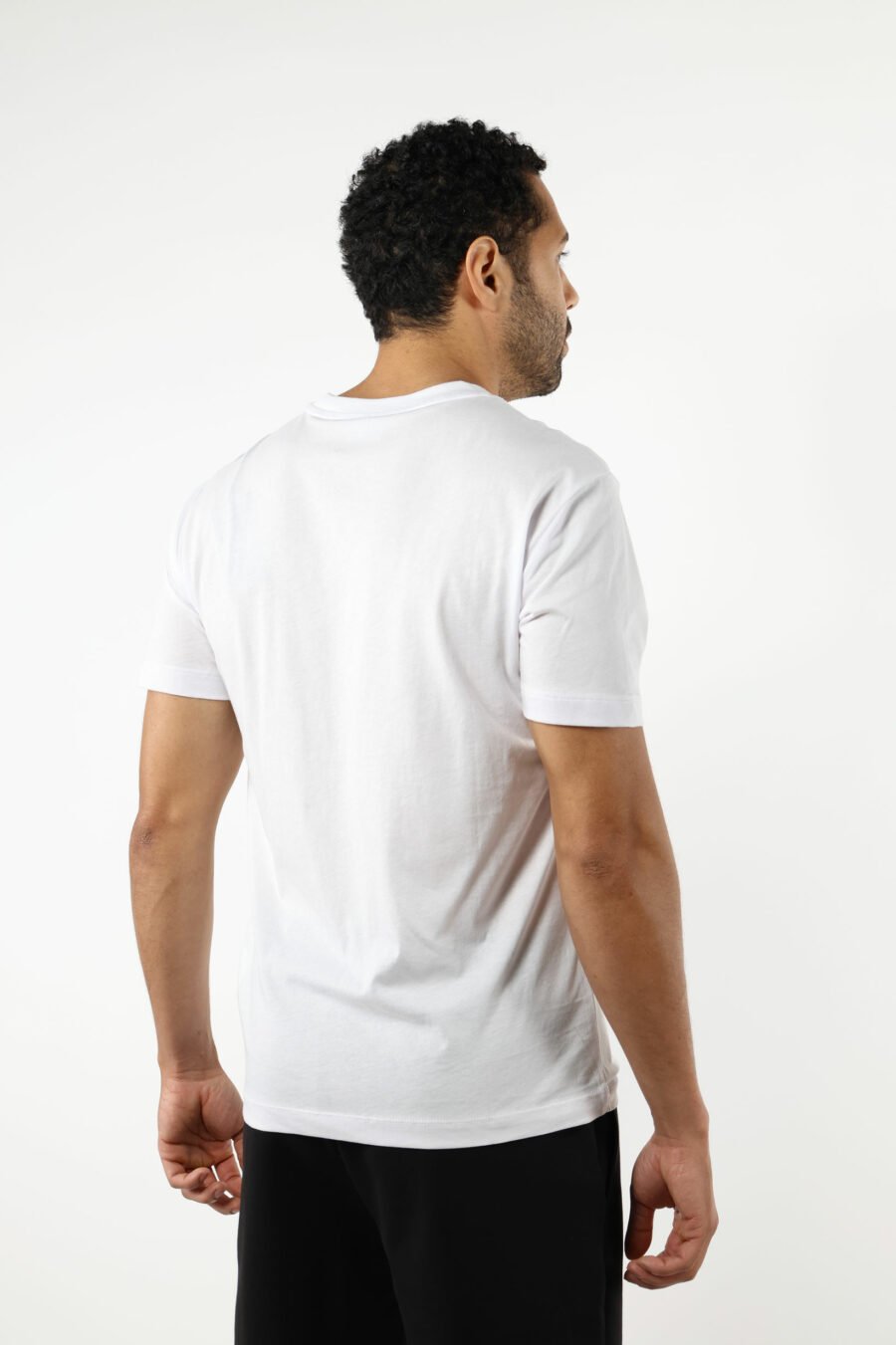 T-shirt branca com maxilogo "lux identity" em degradé - 110856