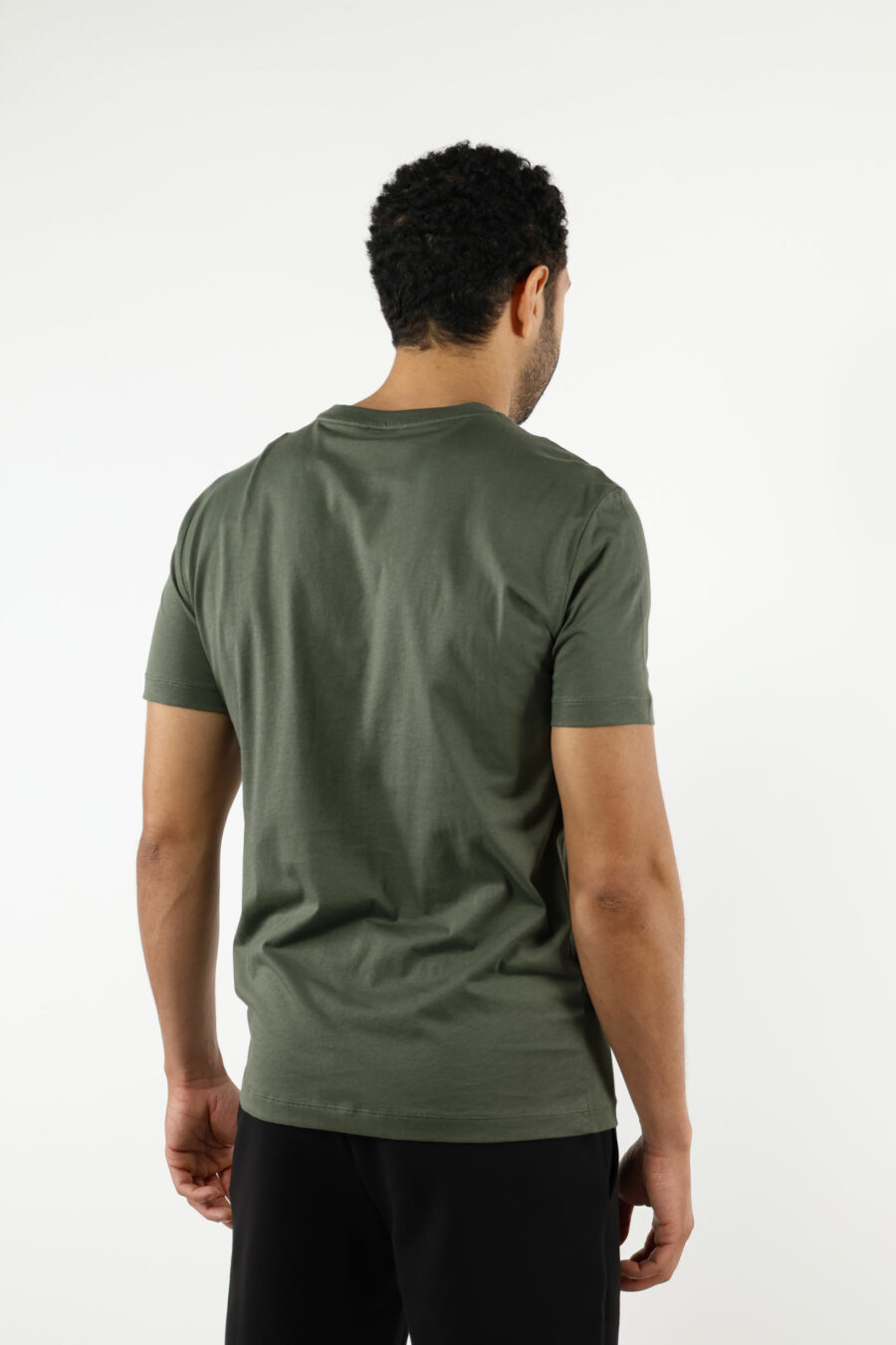 Grünes T-Shirt mit schwarzem Minilogo "lux identity" auf Goldplatte - 110879