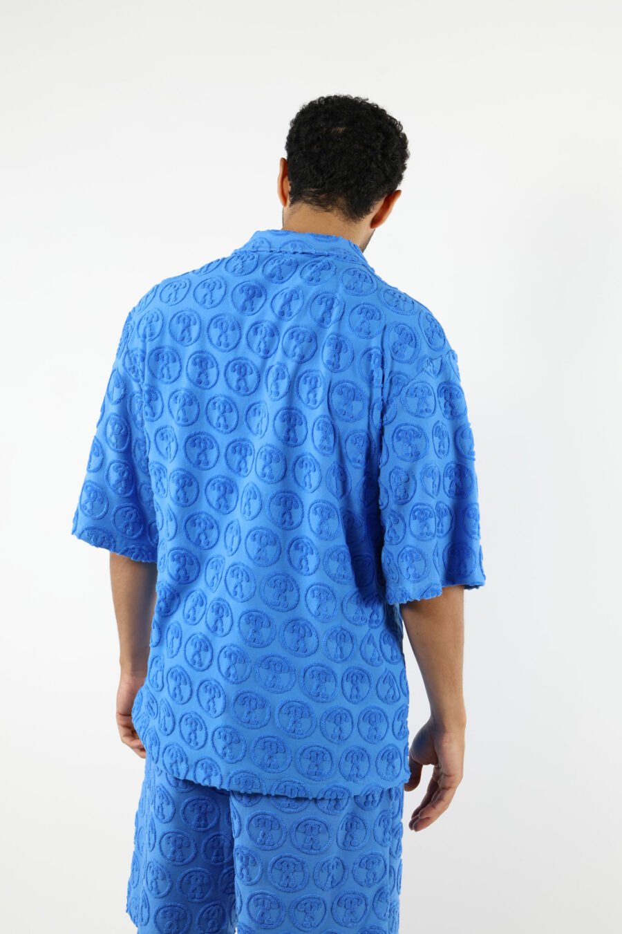 Camisa azul de manga curta com "logótipo por todo o lado" dupla questão - 111093