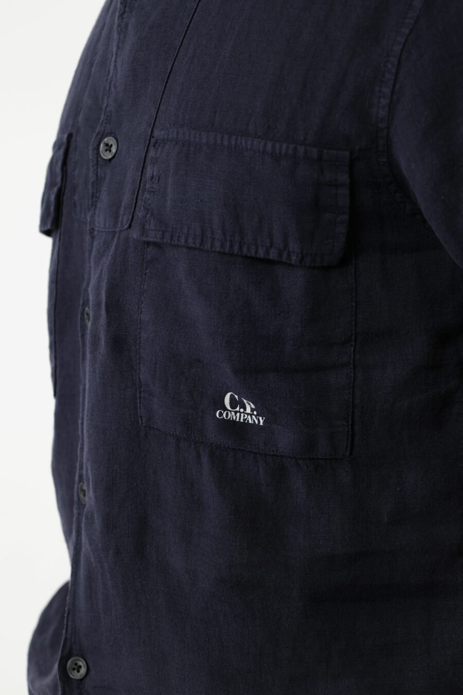 Chemise à manches courtes bleu foncé avec boutons et poches avec minilogue - 111323