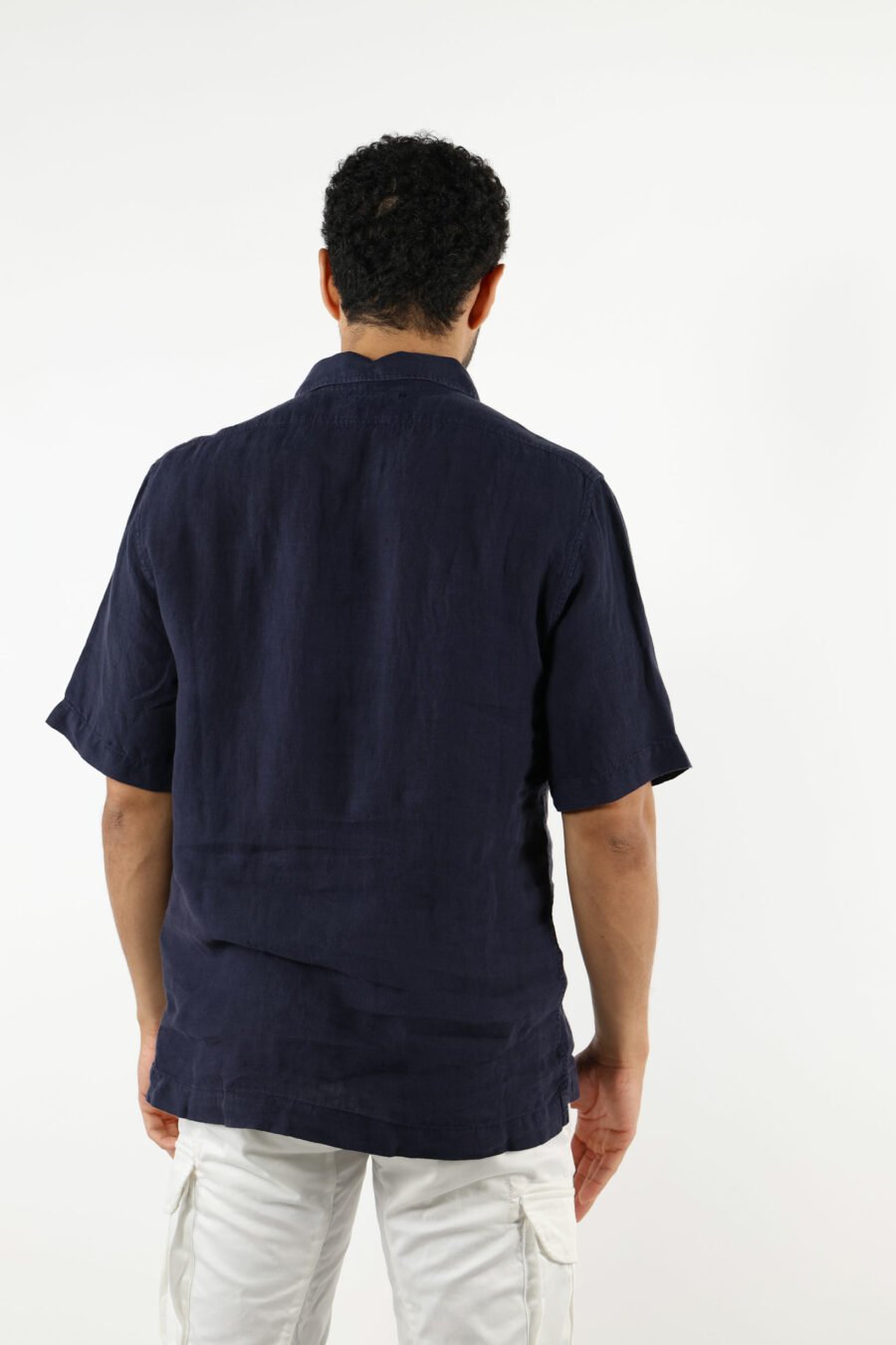 Chemise à manches courtes bleu foncé avec boutons et poches avec minilogo - 111324