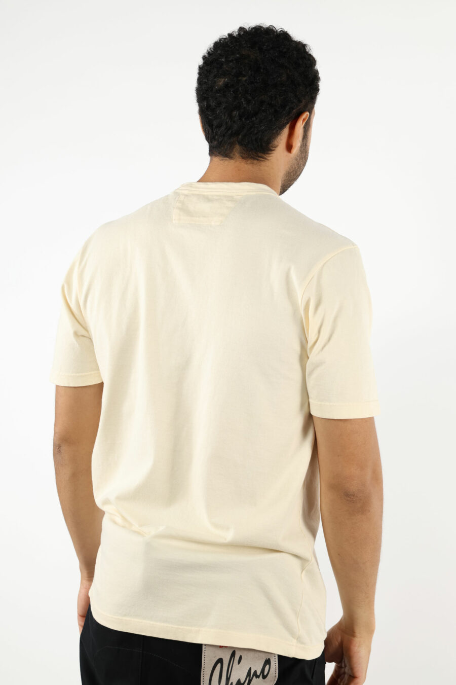 Beigefarbenes T-Shirt mit Taschen und Mini-Logo "cp" - 111339