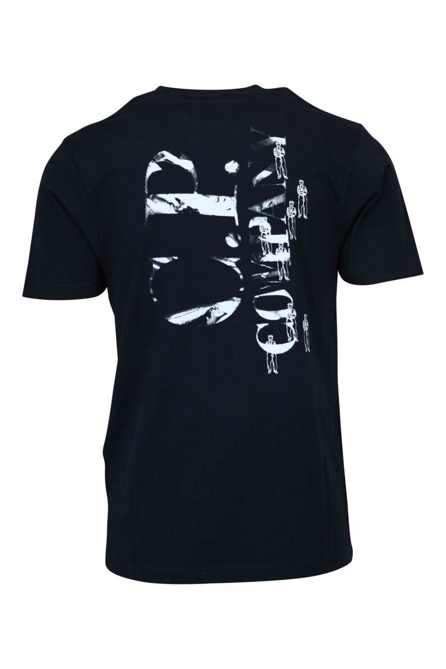 Dunkelblaues T-Shirt mit Minilogue "cp" mit zentrierten Matrosen - 7620943764710 1