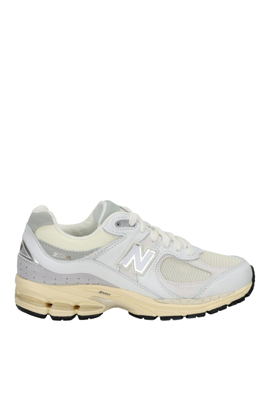Zapatillas grises mix con blanco y suela beige "2002R" con logo "N" - 197375250014
