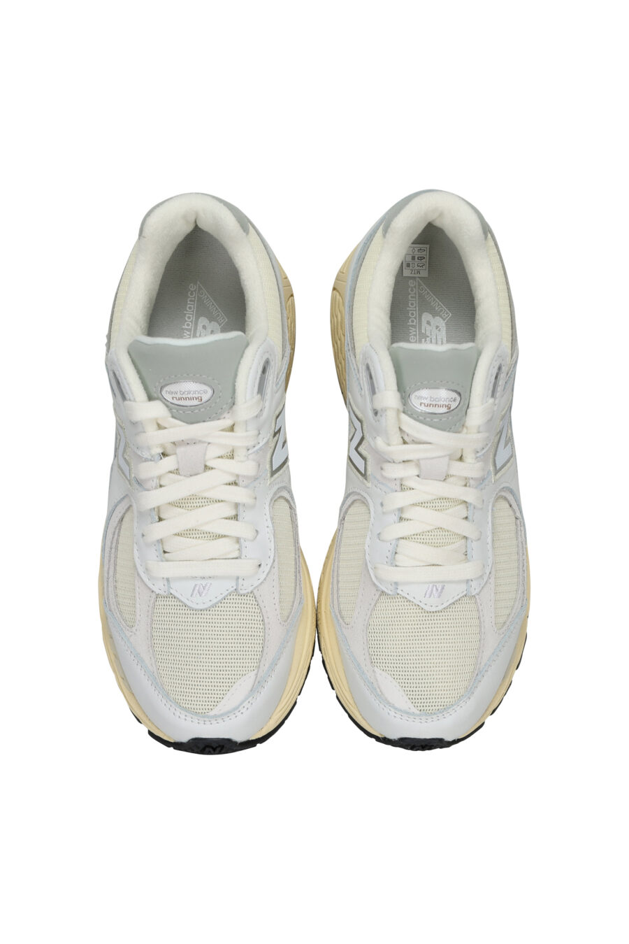 Zapatillas grises mix con blanco y suela beige "2002R" con logo "N" - 197375250014 4