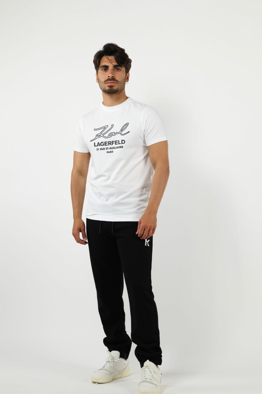 Camiseta blanca con maxilogo firma delineado "rue st guillaume" - 4062226958530