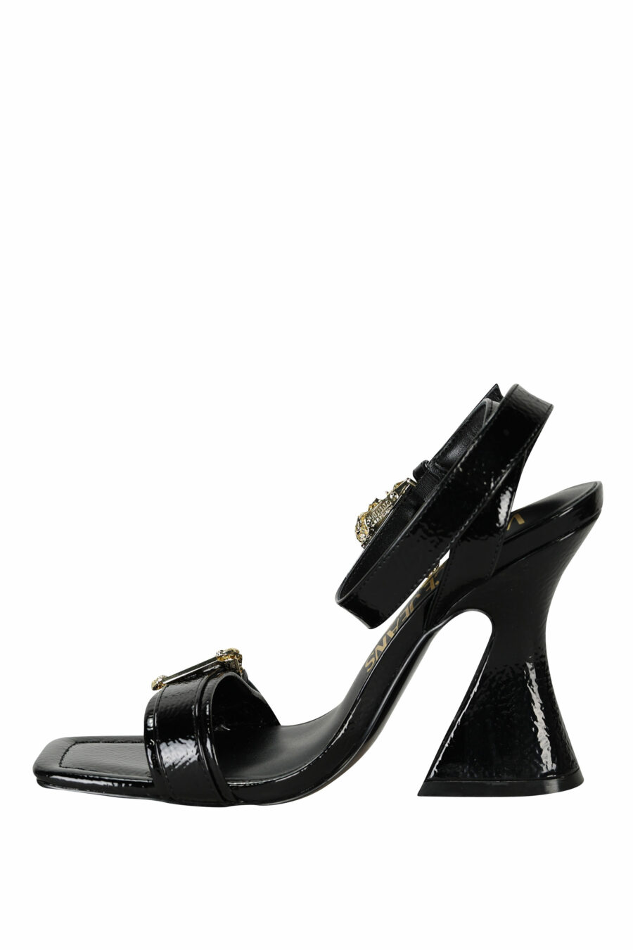 Black heels with gold baroque buckle - 8052019662979 2