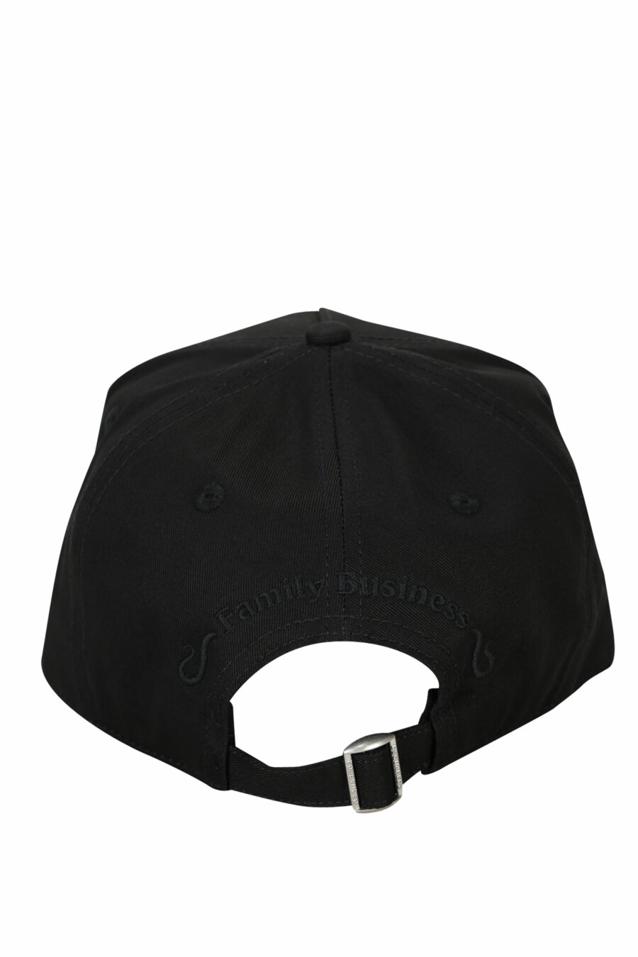 Gorra negra con logo "dsq2" en recuadro monocromático - 8055777286609 1