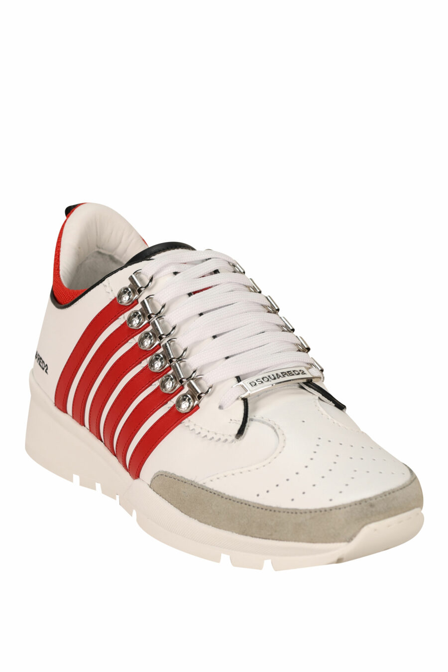 Zapatillas blancas con lineas rojas y suela blanca - 8055777300985 1