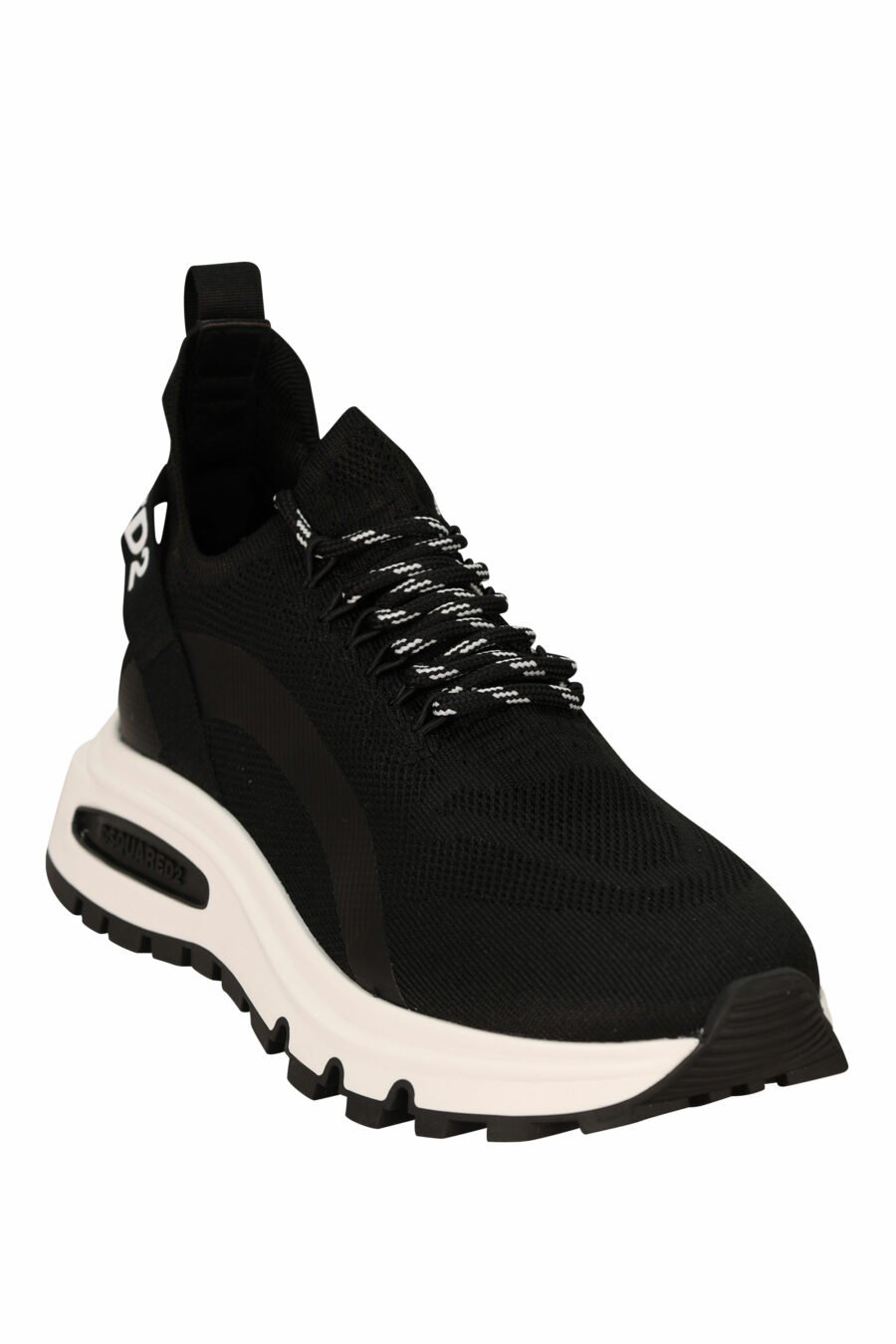 Schwarze "run D2" Schuhe mit Schlauch und Logo - 8055777303399 1
