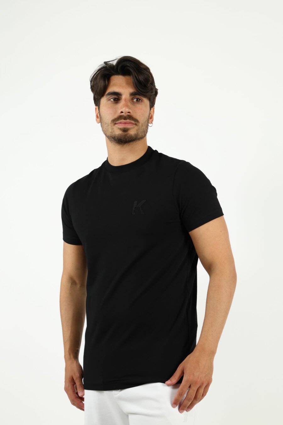 Camiseta negra con minilogo negro en goma - number14141