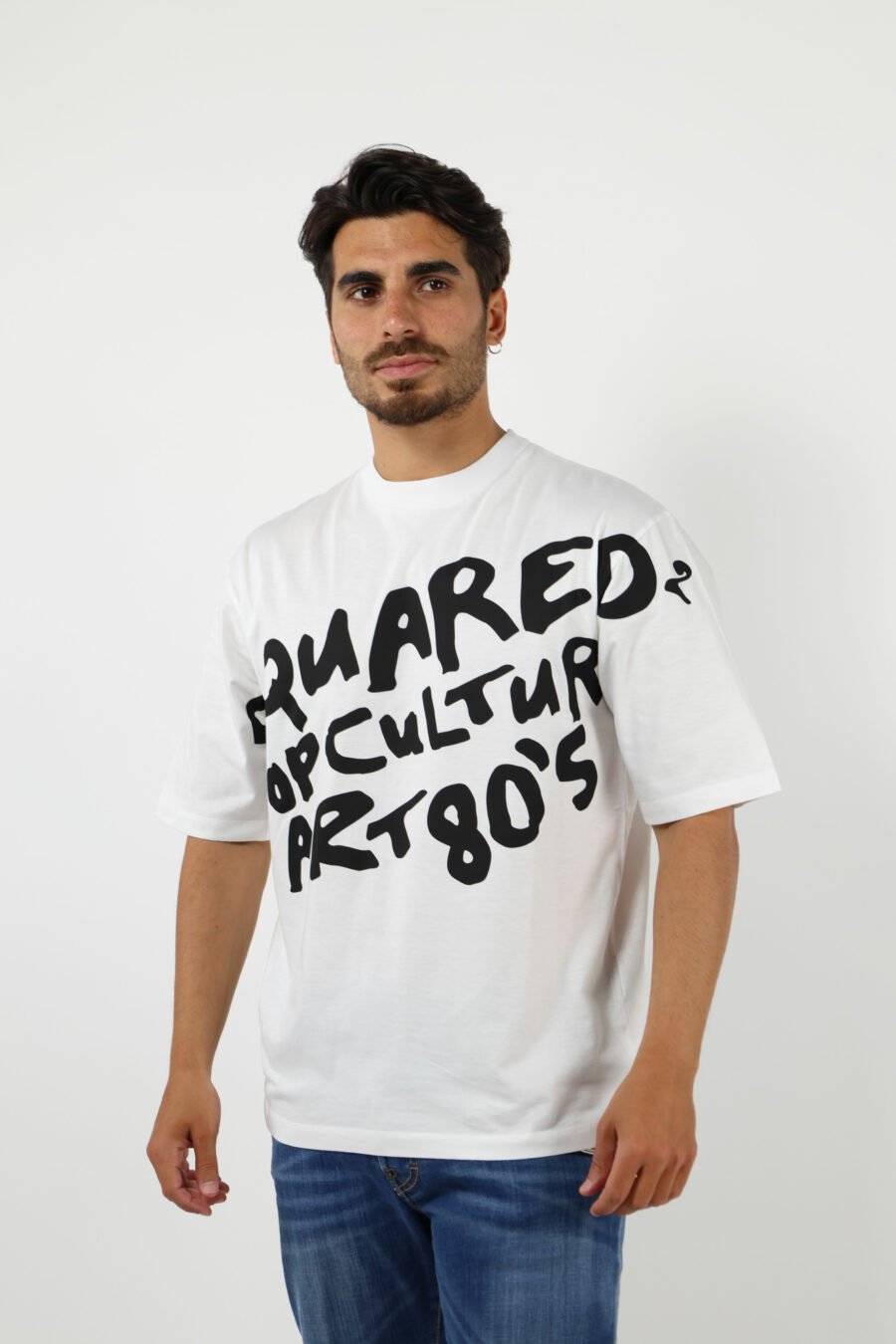 Camiseta blanca "oversize" con maxilogo "pop culture art 80's" - 8054148265694 1 1
